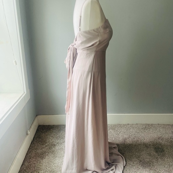 Show Me Your MuMu Pink Spaghetti Strap Gown NWT - Picture 4 of 9